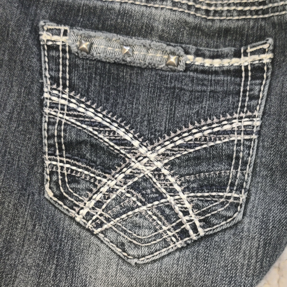Curvy slim bootcut jeans 5/6 - Picture 5 of 9
